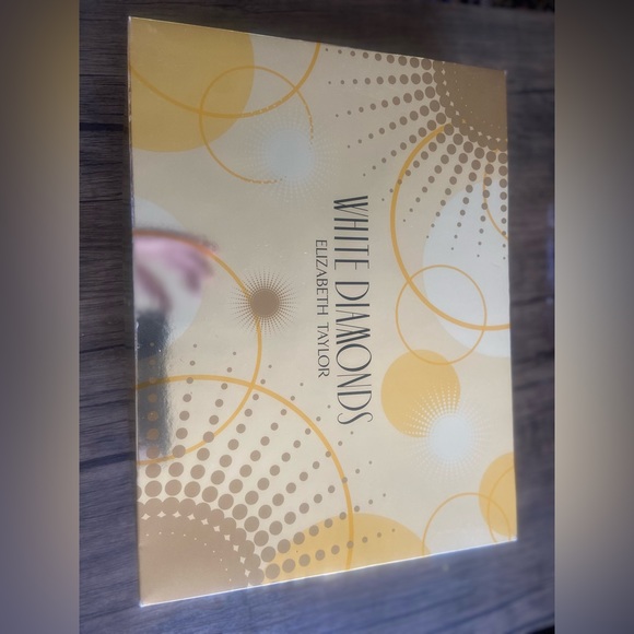 Elizabeth Taylor White Diamonds vintage gift set - Picture 5 of 5